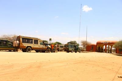 Heritawi Safaris field image: 3QTdOUOg0JlBWDYeImuSt4su7jgSxc6U2A6igElk